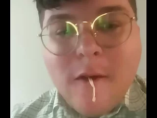 A young Mormon boy succumbs to temptation, indulging in a steamy solo session with a gay mukbang twist. His devotion is tested as he's degraded and left in tears, but he finds release in a satisfying creampie climax.